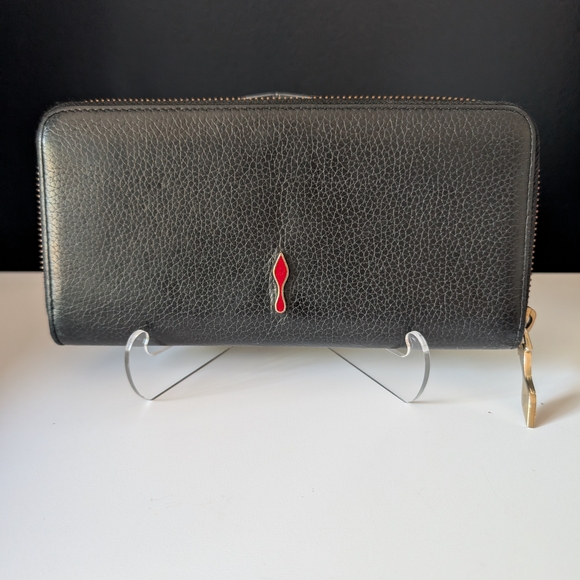 Authentic Christian Louboutin Black Leather Zipper Wallet - Picture 1 of 11